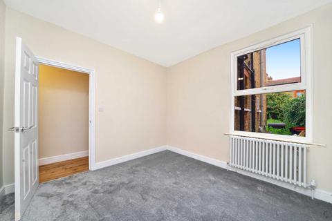 47 Kettlebaston Road, London, E10 7PE
