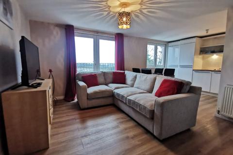 2 bedroom flat to rent - Cairnfield Place, Bucksburn, Aberdeen, AB21