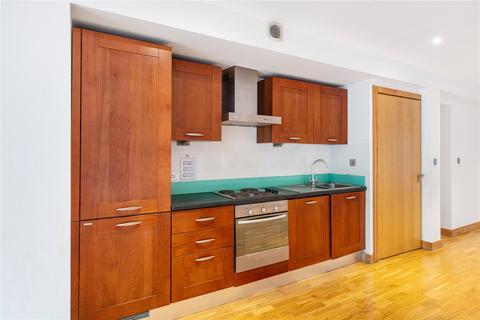 2 bedroom apartment to rent, Dace Road, E3
