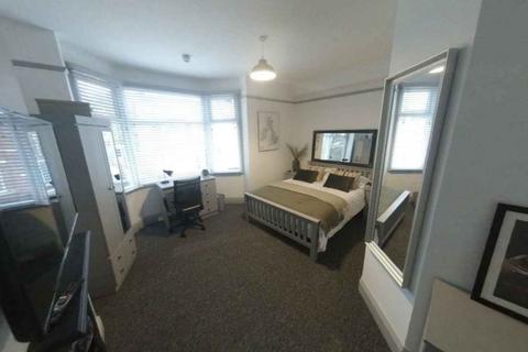 undefined, St. Michaels Road, Rm 5 Coventry room 5