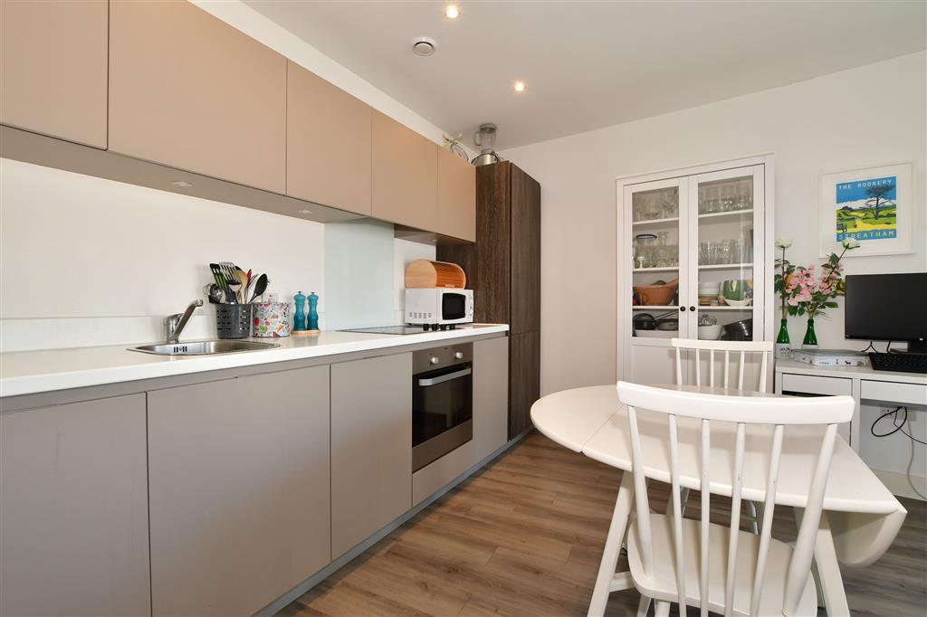 Lounge/Kitchen