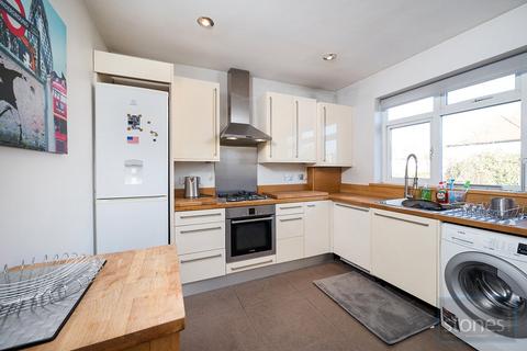 undefined, Millway, Mill Hill, London, NW7