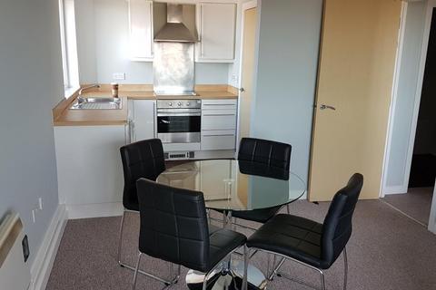 1 bedroom apartment to rent, 44 Highpoint