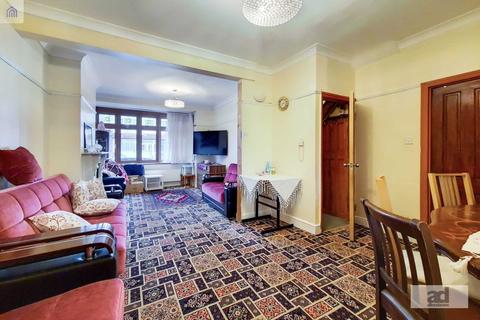 35 Corbett Road, London, E17 3JY