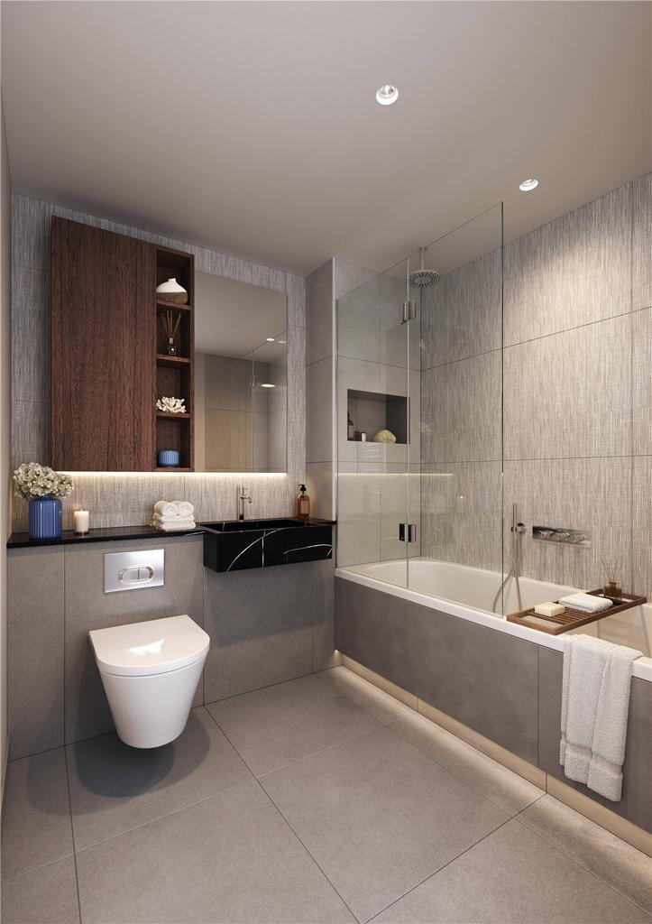 Bathroom (East)