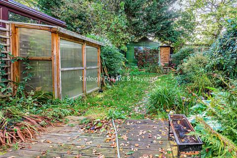 173 Hazelbank Road, Catford, London, SE6 1LU
