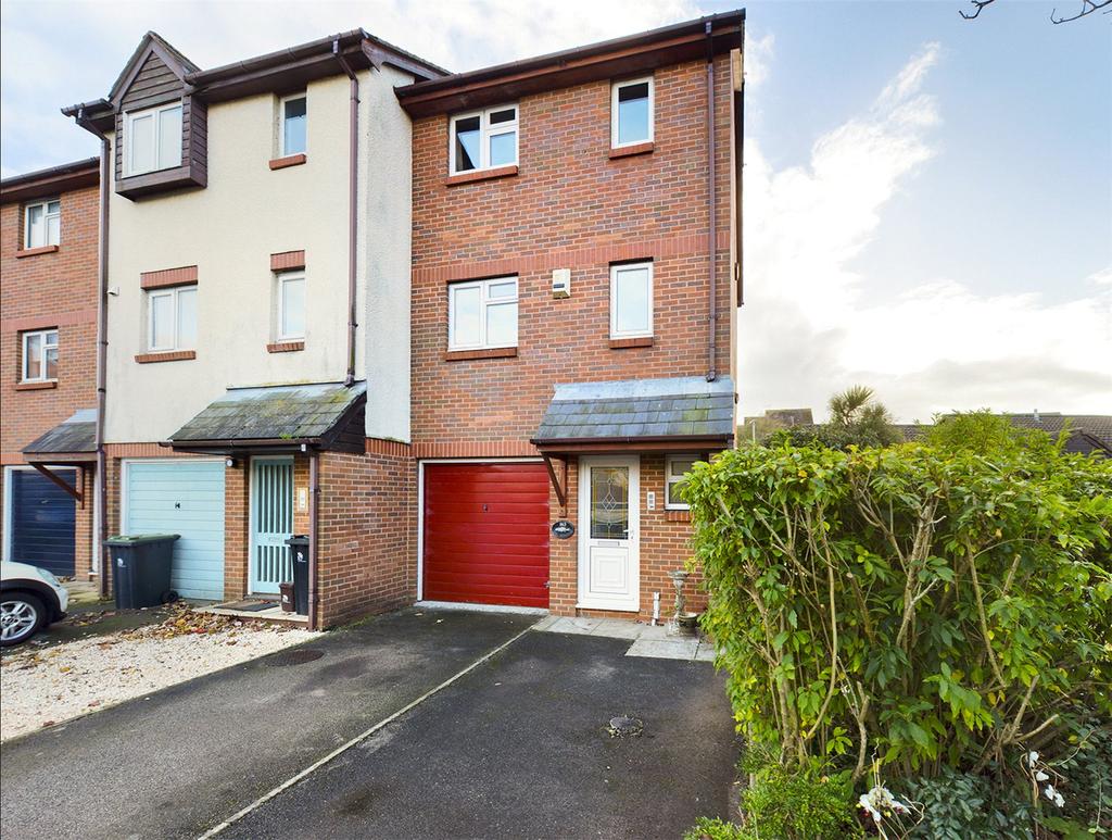The Meridians, Christchurch, BH23 3 bed house £350,000
