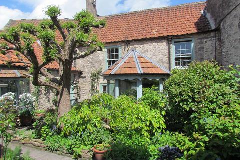 3 bedroom cottage to rent, Castle Street, Nunney BA11