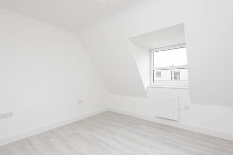 2 bedroom apartment to rent, High Street, Kidlington, Oxfordshire, OX5