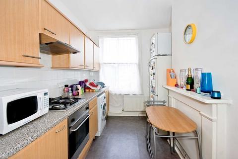2 bedroom flat to rent, Worple Road, South Wimbledon, SW19