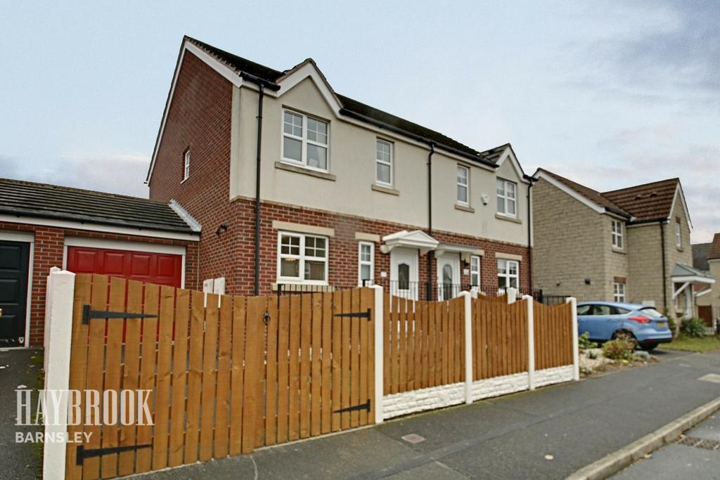 Cudworth View, Grimethorpe 3 bed semidetached house £135,000