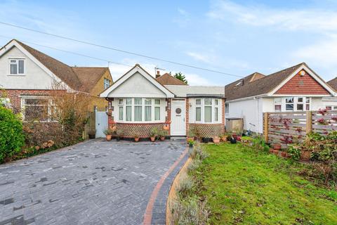 5 Third Close, West Molesey, KT8 1PW