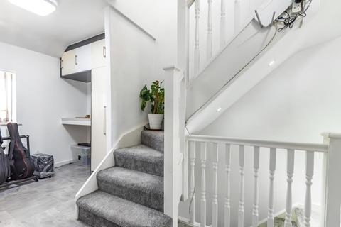 7 Webb Close, Slough, SL3 7SQ