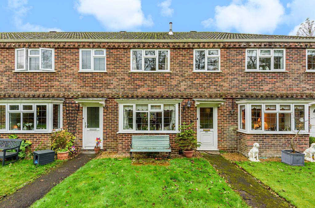 Riverside Gardens, Romsey, Hampshire... 3 bed terraced house £450,000