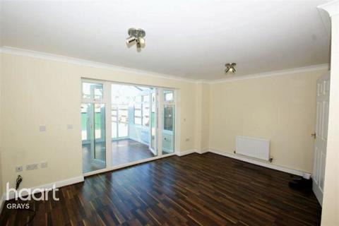 158 Caspian Way, Purfleet, RM19 1LF