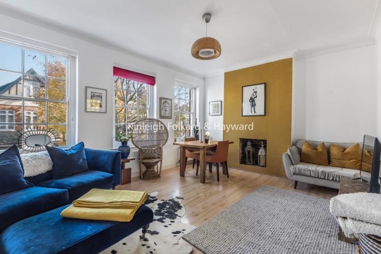 Nelson Road Crouch End N8 2 bed flat £1,800 pcm (£415 pw)