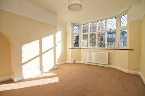 3 bedroom semi-detached house to rent, Landseer Road, New Malden