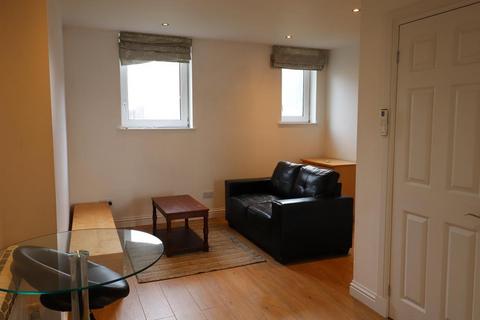 1 bedroom flat to rent, Salisbury Court, Aberdeen, AB10