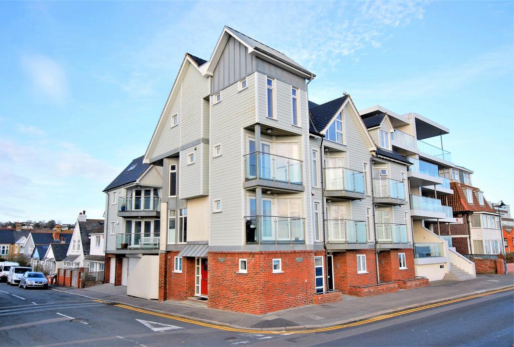 West Parade, Hythe, CT21 3 bed townhouse £625,000