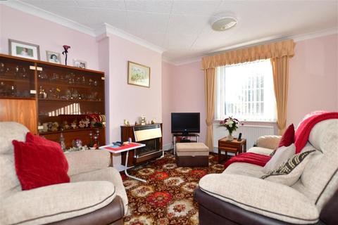 23 Castlemount Road, Dover, CT16 1SP