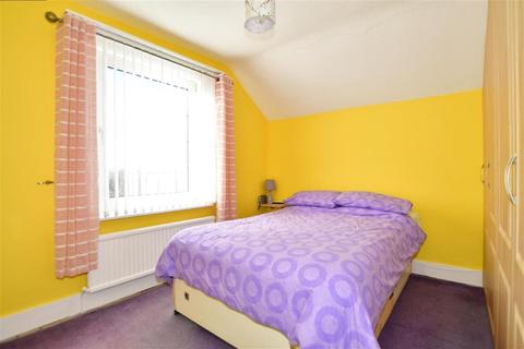 23 Castlemount Road, Dover, CT16 1SP