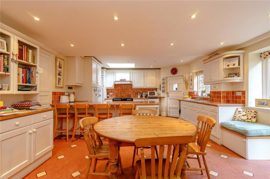 Kitchen/Breakfast Rm