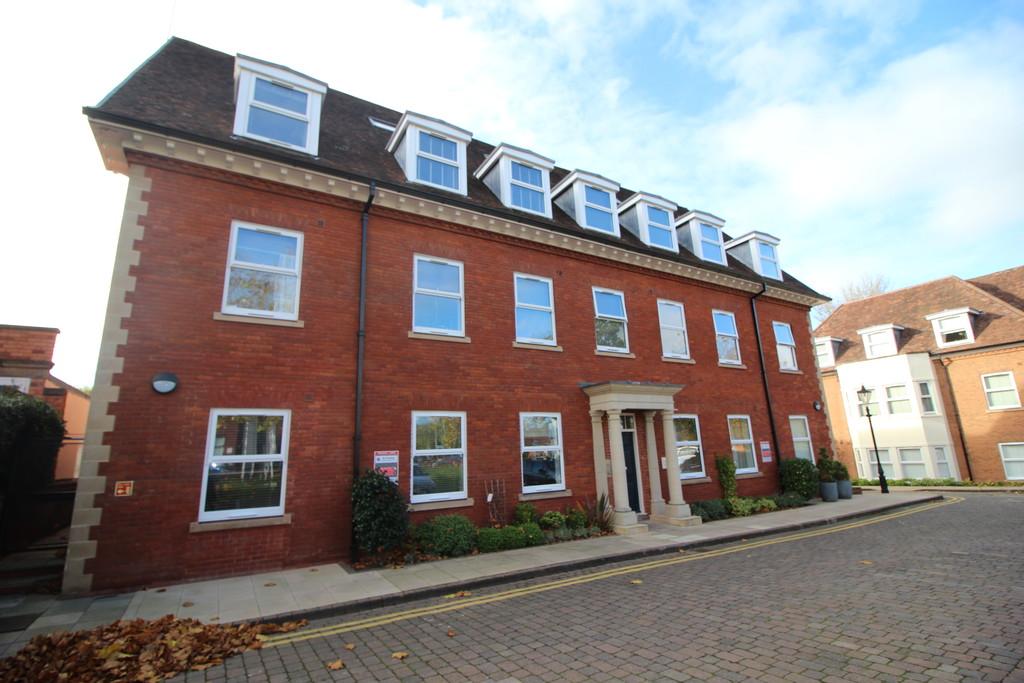 Consort House, Homer Road, Solihull 1 bed apartment £780 pcm (£180 pw)