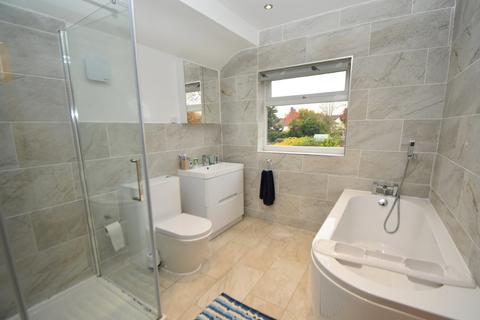 132 Cropthorne Road, Shirley, Solihull, B90 3JJ