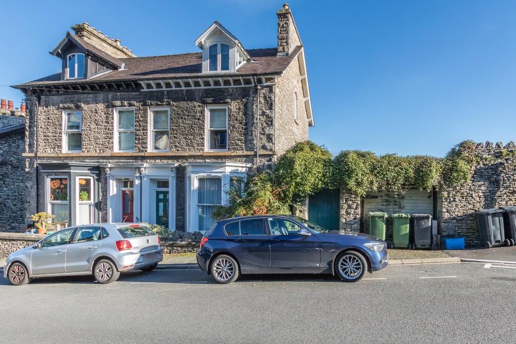 81 Serpentine Road, Kendal 4 bed semidetached house £500,000