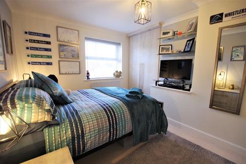 7 Brooklands Close, Uttoxeter, ST14 8UH