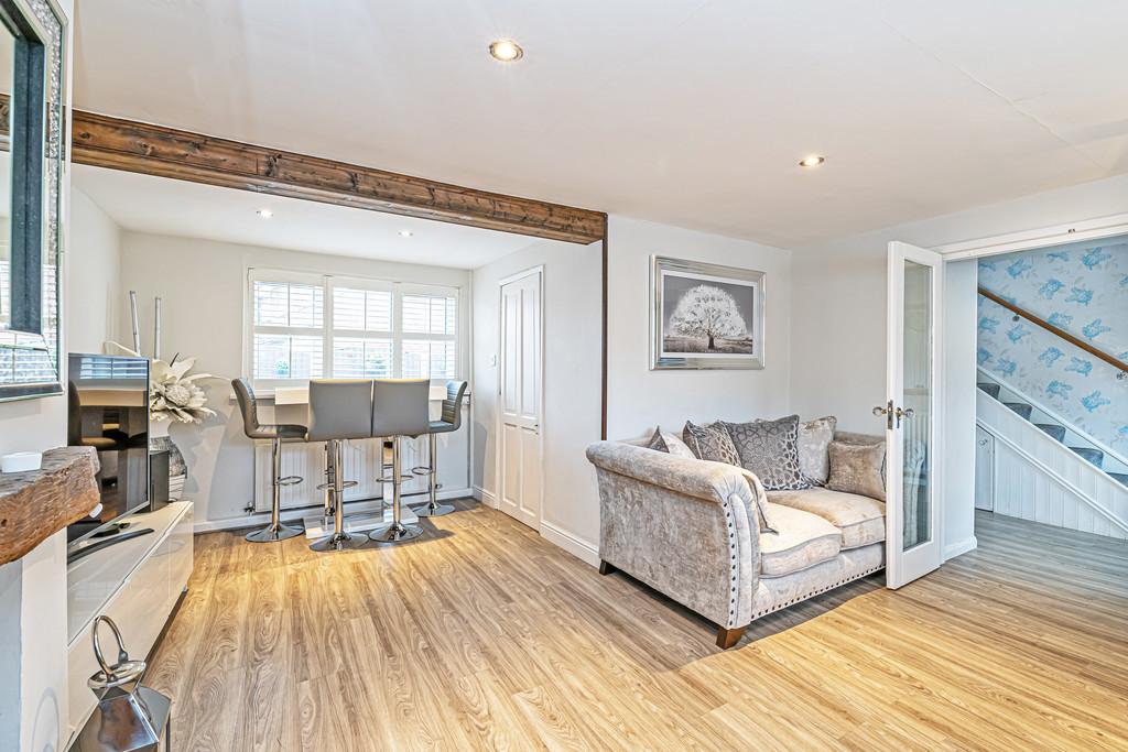 Walton Road, Stockton Heath... 3 bed cottage £300,000