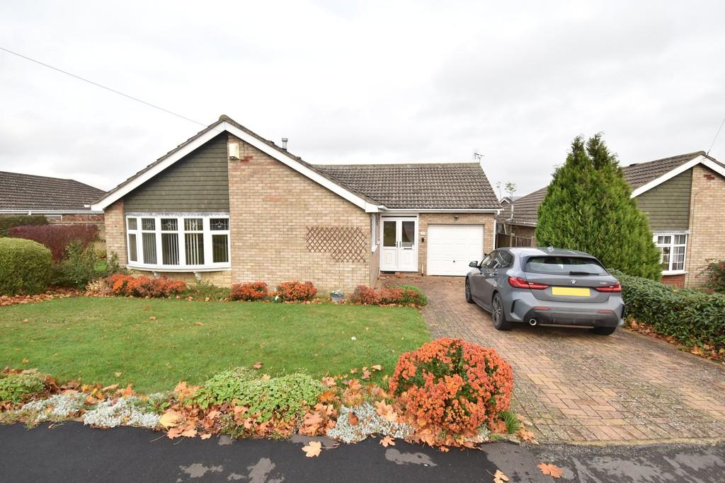 Cambridge Drive, Washingborough 3 bed detached bungalow £245,000