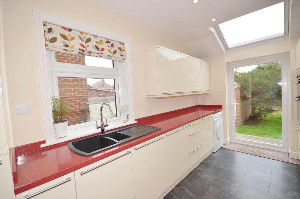 Priory View Road, Bournemouth 3 bed detached house £430,000