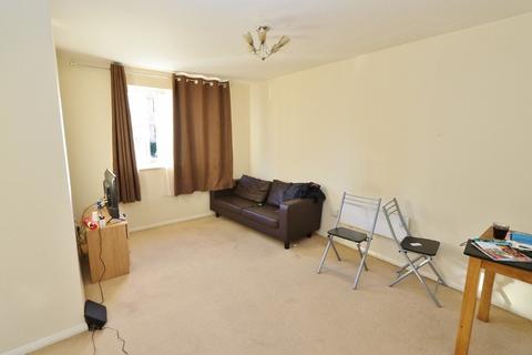 69 Vignoles Road, Romford, RM7 0DU