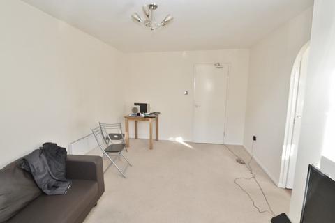 69 Vignoles Road, Romford, RM7 0DU