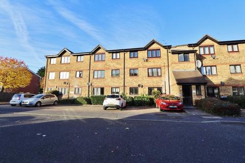 69 Vignoles Road, Romford, RM7 0DU