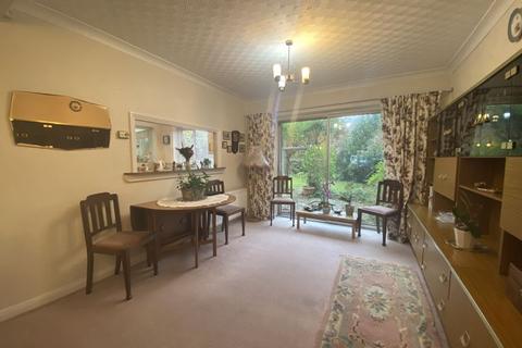 21 The Spinney, Sidcup, DA14 5NE