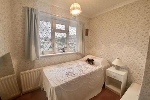 21 The Spinney, Sidcup, DA14 5NE