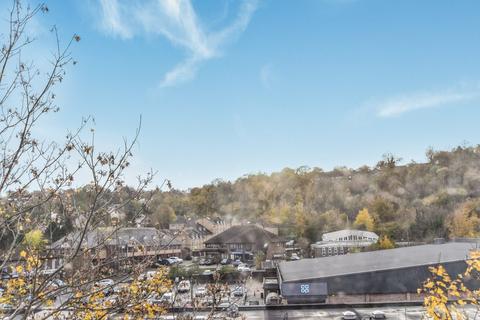 Flat 10, Silver Birches Birchfields, Chatham, ME5 8AG