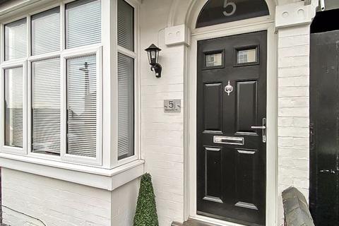 5 Bennetts Hill, Dudley, DY2 7EN