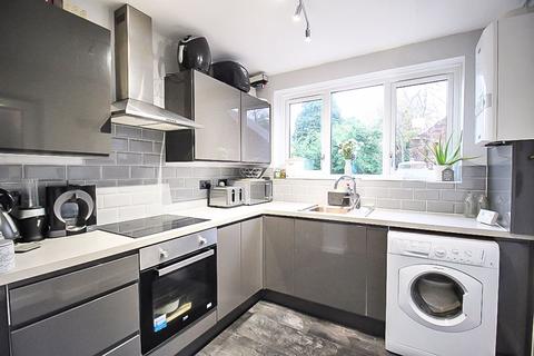 5 Bennetts Hill, Dudley, DY2 7EN