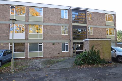 2 bedroom flat to rent, 19 Heather Court, 48 Russell Road, Moseley B13 8RF