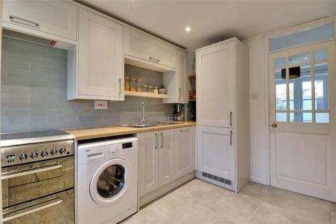 24 Cherrytree Close, Owlsmoor, Sandhurst, GU47 0UH