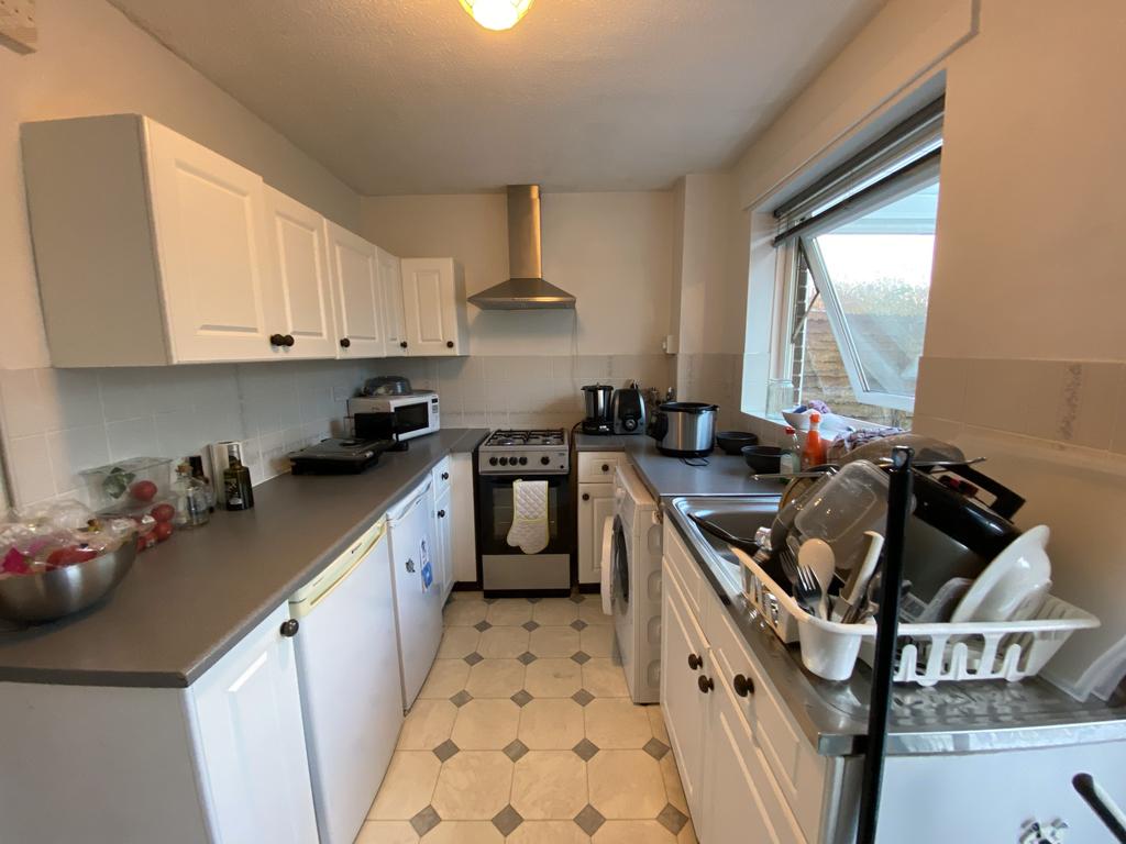 Heathmead, Heath, Cardiff 2 bed house £1,000 pcm (£231 pw)