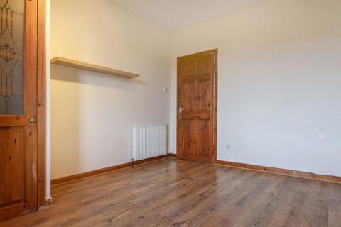 36 Abbotswell Crescent, Aberdeen, AB12 5AR