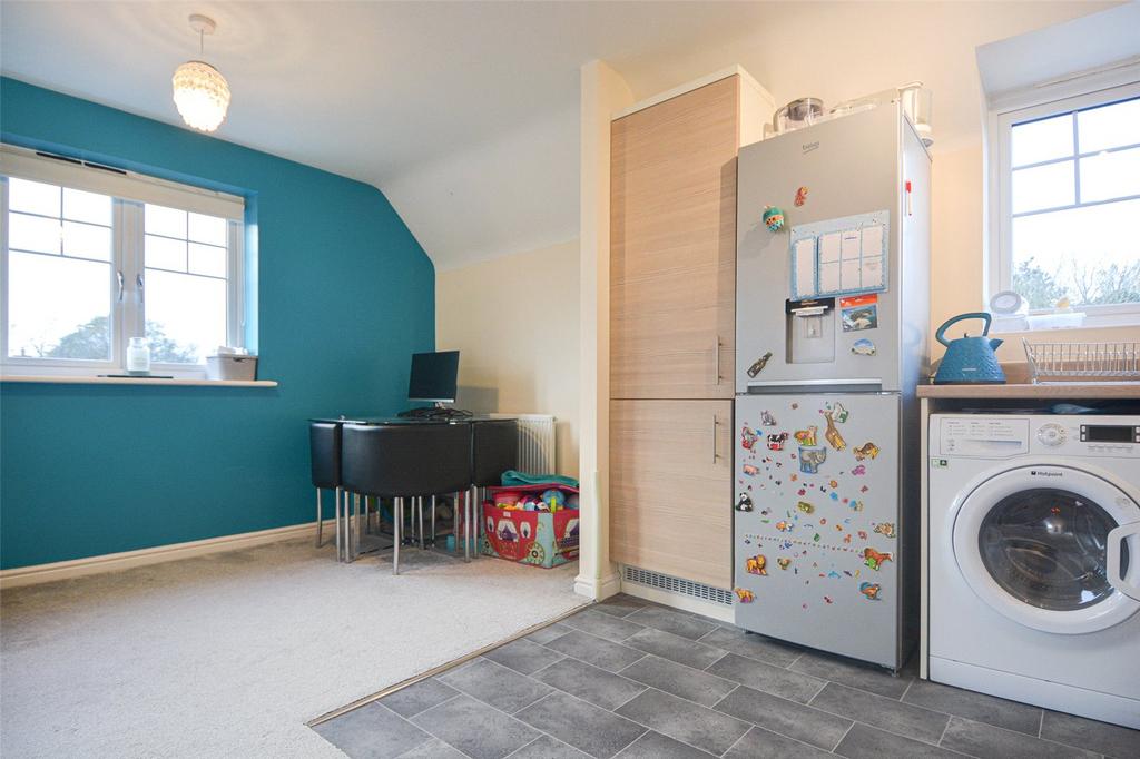 Martineau Drive, Harborne, Birmingham, B32 2 bed apartment for sale £