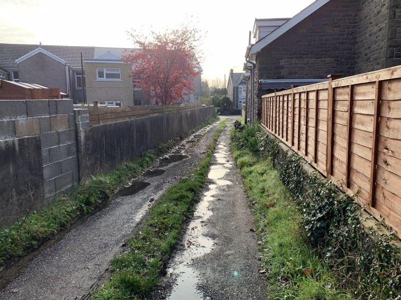 Side Access Road