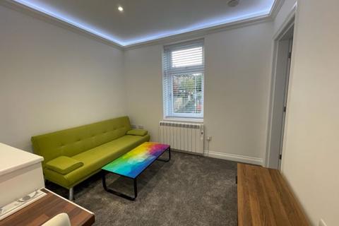 1 bedroom apartment to rent, Grimscar Avenue, Huddersfield