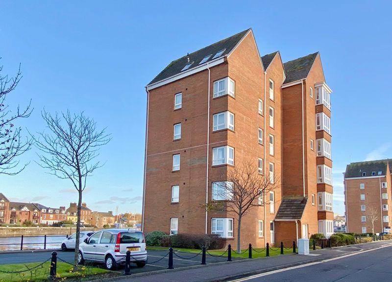 Buchan Court, Ayr 2 bed apartment £100,000