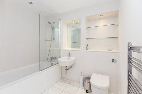 1 bedroom apartment to rent, Wharfside Point South, 4 Prestons Road, London, E14